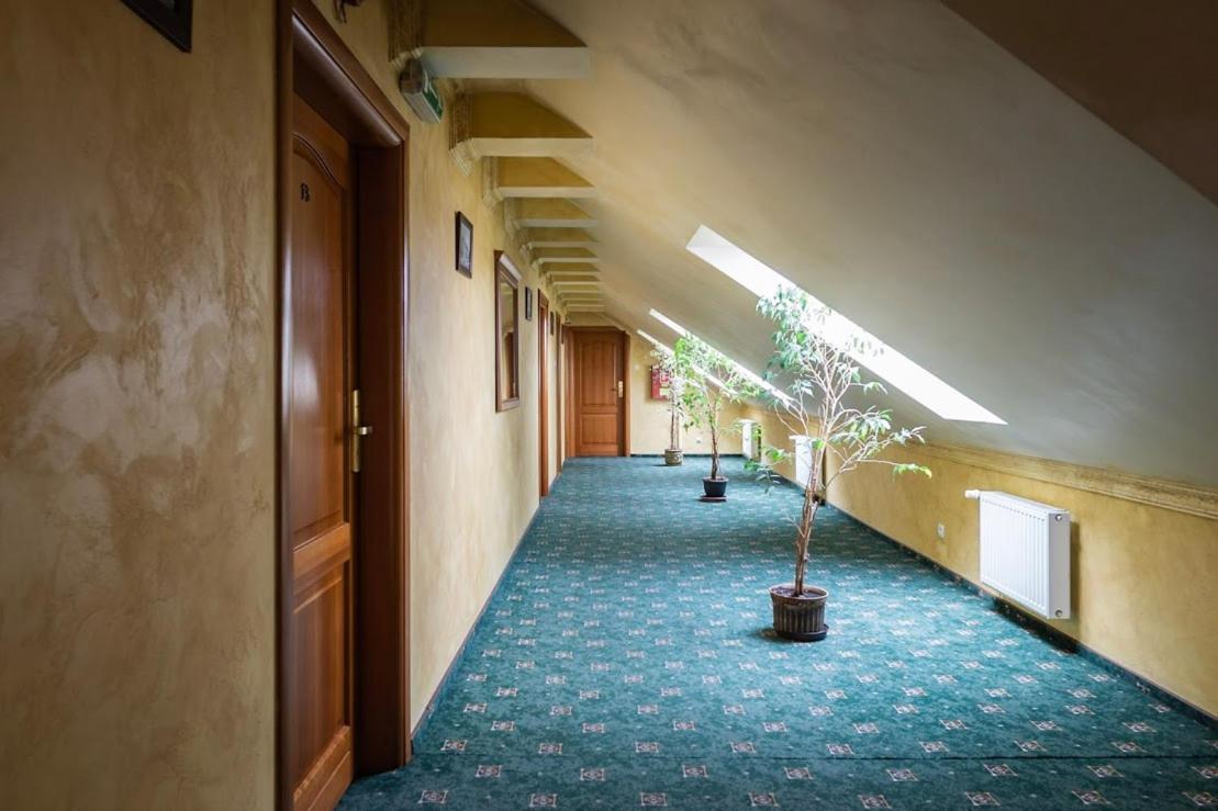 Hotel Bastion 코스친 나드 오드레 외부 사진
