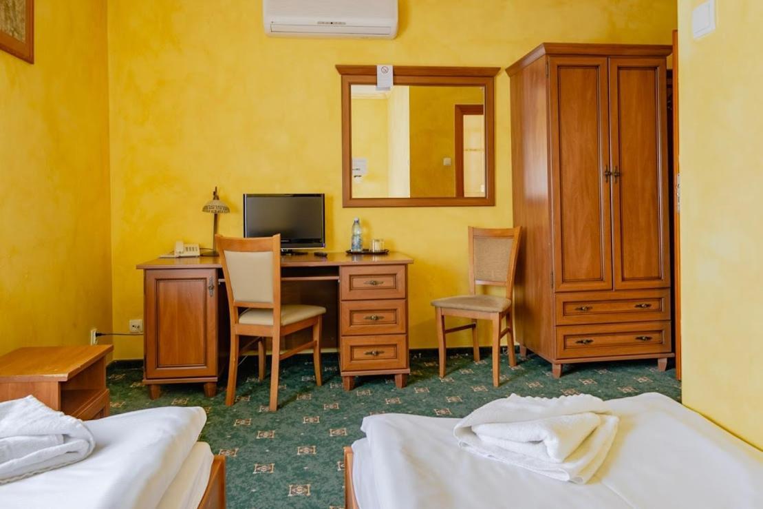 Hotel Bastion 코스친 나드 오드레 외부 사진